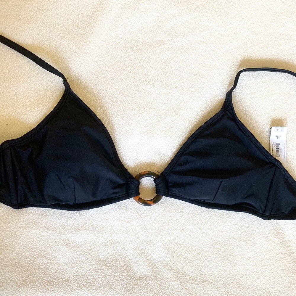 Black bikini top with ring